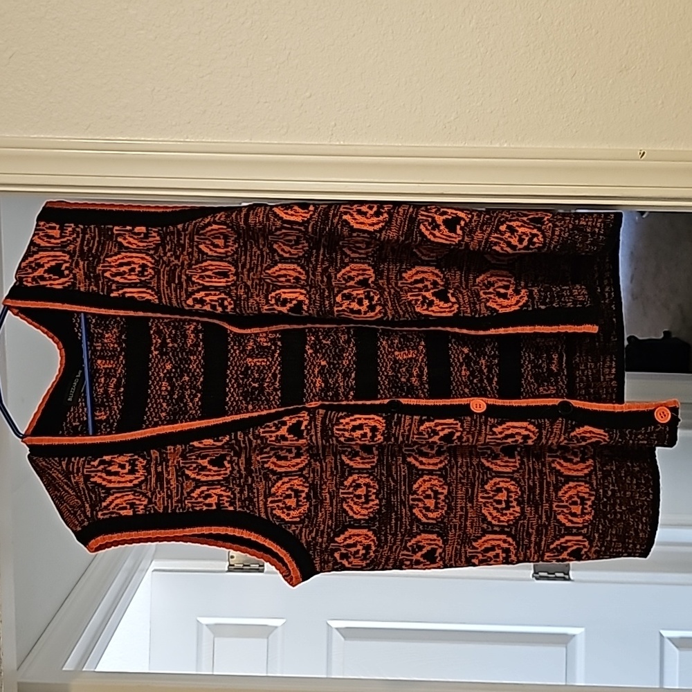 Sleeveless Cardigan